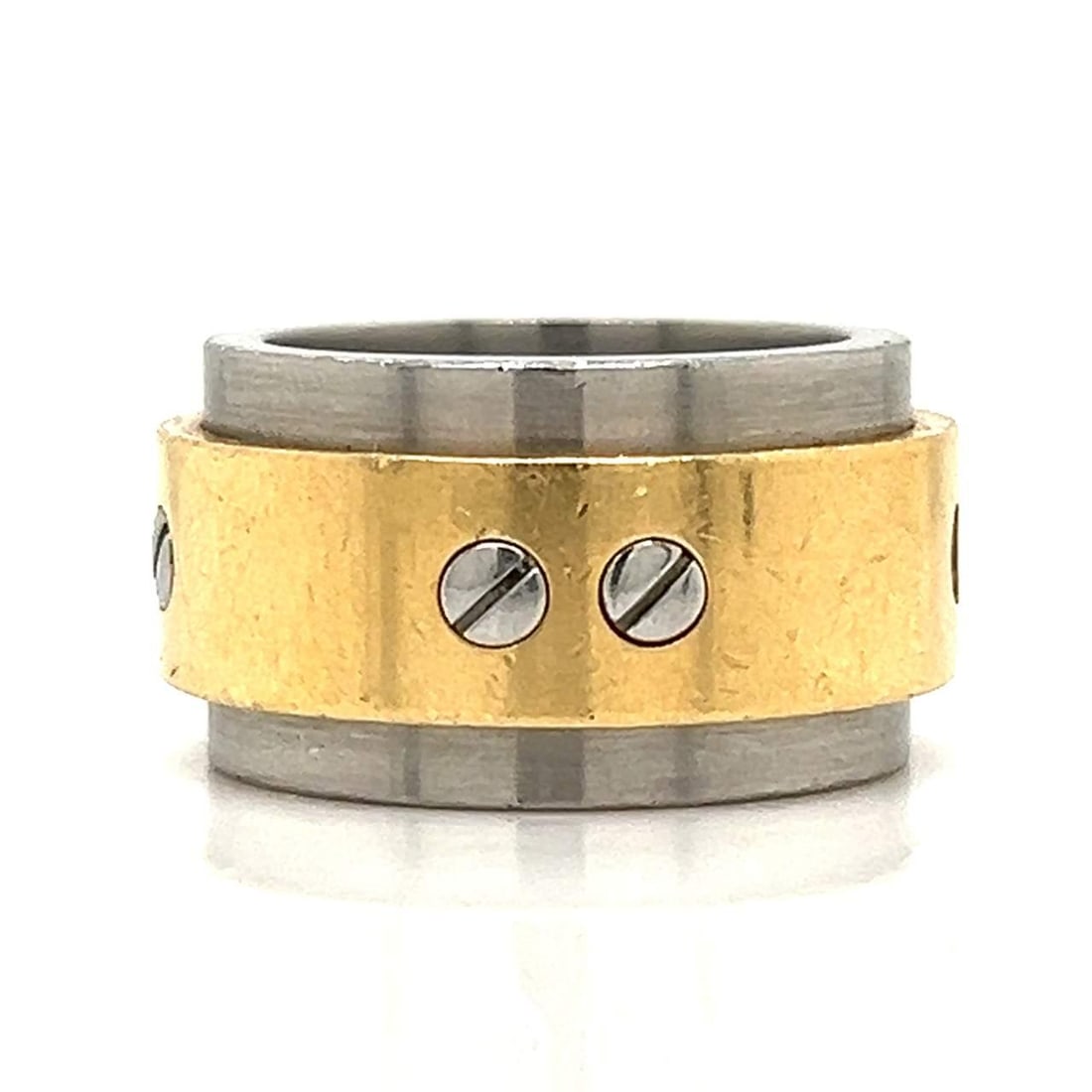 CARTIER 18K Yellow Gold Stainless Steel Ring Elegant Design: CARTIER 18K Yellow Gold Stainless Steel Ring Elegant Design This exquisite CARTIER ring features a stunning combination of 18K yellow gold and stainless steel, showcasing a sophisticated design perfec