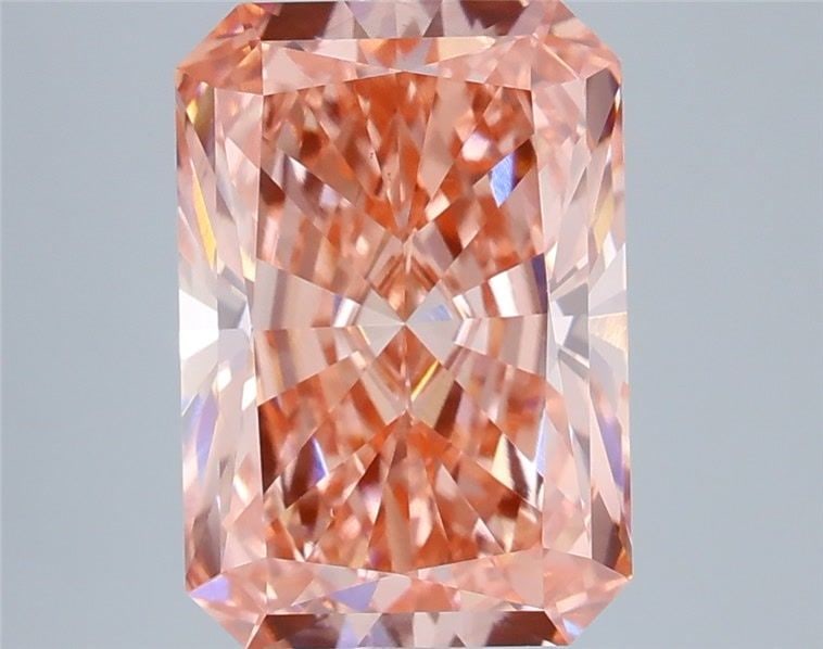 Loose Diamond - RADIANT 4.5ct Fancy Vivid Pink VS1: Loose Diamond - RADIANT 4.5ct Fancy Vivid Pink VS1 Source: This is a real non-mined Diamond that has been grown in a lab Shape: RADIANT Carats: 4.5 Color: Fancy Vivid Pink Certification: IGI Video: