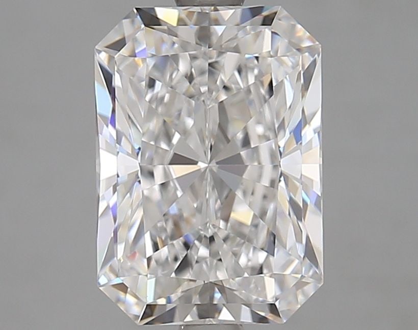 Loose Diamond - RADIANT 3.01ct D VVS2: Loose Diamond - RADIANT 3.01ct D VVS2 Source: This is a real non-mined Diamond that has been grown in a lab Shape: RADIANT Carats: 3.01 Color: D Clarity: VVS2 Certification: GIA Video: