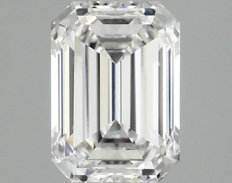 Loose Diamond - EMERALD 2.09ct E VVS2: Loose Diamond - EMERALD 2.09ct E VVS2 Source: This is a real non-mined Diamond that has been grown in a lab Shape: EMERALD Carats: 2.09 Color: E Clarity: VVS2 Certification: IGI Video: