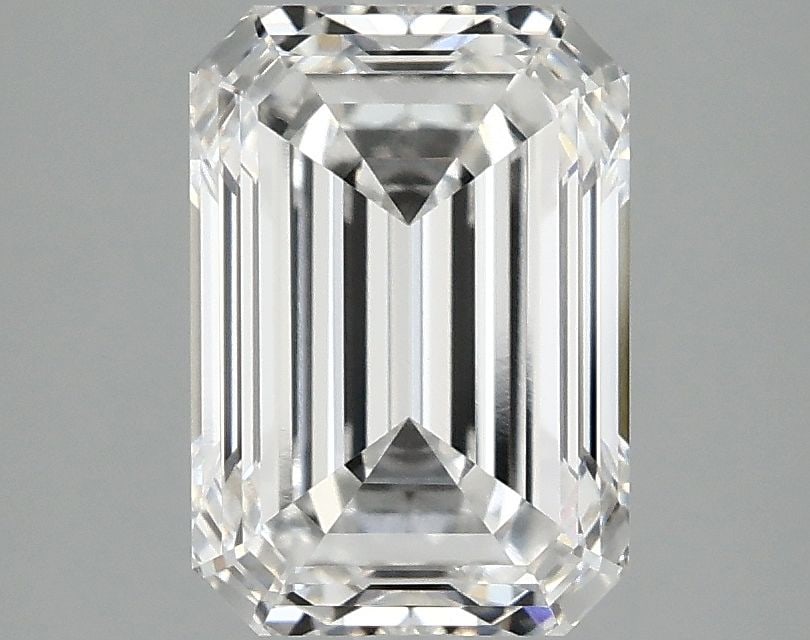 Loose Diamond - EMERALD 2.52ct E VVS2: Loose Diamond - EMERALD 2.52ct E VVS2 Source: This is a real non-mined Diamond that has been grown in a lab Shape: EMERALD Carats: 2.52 Color: E Clarity: VVS2 Certification: IGI Video: