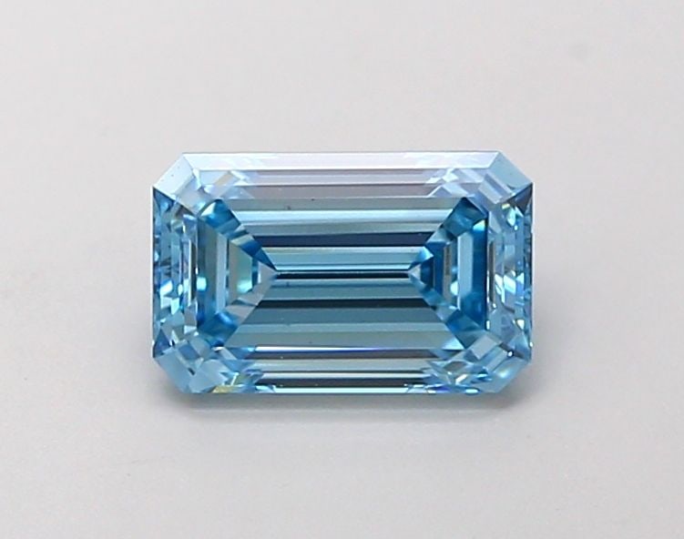 Loose Diamond - EMERALD 1.04ct Fancy Vivid Blue VS1: Loose Diamond - EMERALD 1.04ct Fancy Vivid Blue VS1 Source: This is a real non-mined Diamond that has been grown in a lab Shape: EMERALD Carats: 1.04 Color: Fancy Vivid Blue Certification: IGI Video: