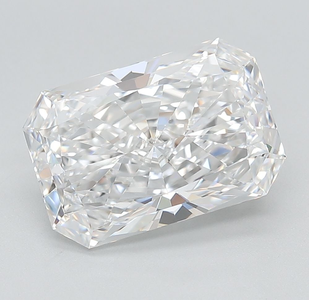 Loose Diamond - RADIANT 3.5ct D IF: Loose Diamond - RADIANT 3.5ct D IF Source: This is a real non-mined Diamond that has been grown in a lab Shape: RADIANT Carats: 3.5 Color: D Clarity: IF Certification: IGI Video: