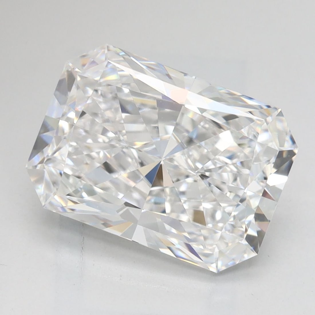 Loose Diamond - RADIANT 3.09ct D VVS1: Loose Diamond - RADIANT 3.09ct D VVS1 Source: This is a real non-mined Diamond that has been grown in a lab Shape: RADIANT Carats: 3.09 Color: D Clarity: VVS1 Certification: GCAL Video: