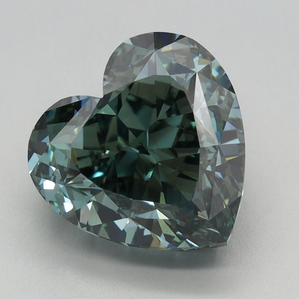 Loose Diamond - HEART 3.81ct Fancy Vivid Green VS1: Loose Diamond - HEART 3.81ct Fancy Vivid Green VS1 Source: This is a real non-mined Diamond that has been grown in a lab Shape: HEART Carats: 3.81 Color: Fancy Vivid Green Certification: IGI Video: