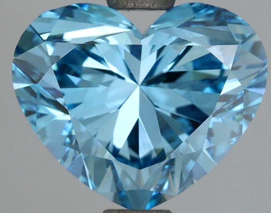 Loose Diamond - HEART 3.0ct Fancy Vivid Blue VS2: Loose Diamond - HEART 3.0ct Fancy Vivid Blue VS2 Source: This is a real non-mined Diamond that has been grown in a lab Shape: HEART Carats: 3.0 Color: Fancy Vivid Blue Certification: IGI Video: