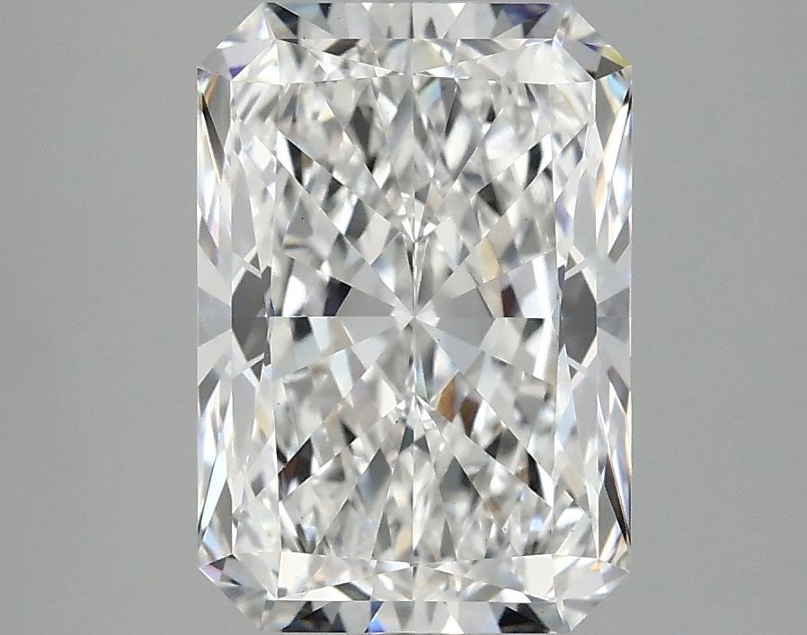 Loose Diamond - RADIANT 3.2ct E VS1: Loose Diamond - RADIANT 3.2ct E VS1 Source: This is a real non-mined Diamond that has been grown in a lab Shape: RADIANT Carats: 3.2 Color: E Clarity: VS1 Certification: IGI Video: Video Link The