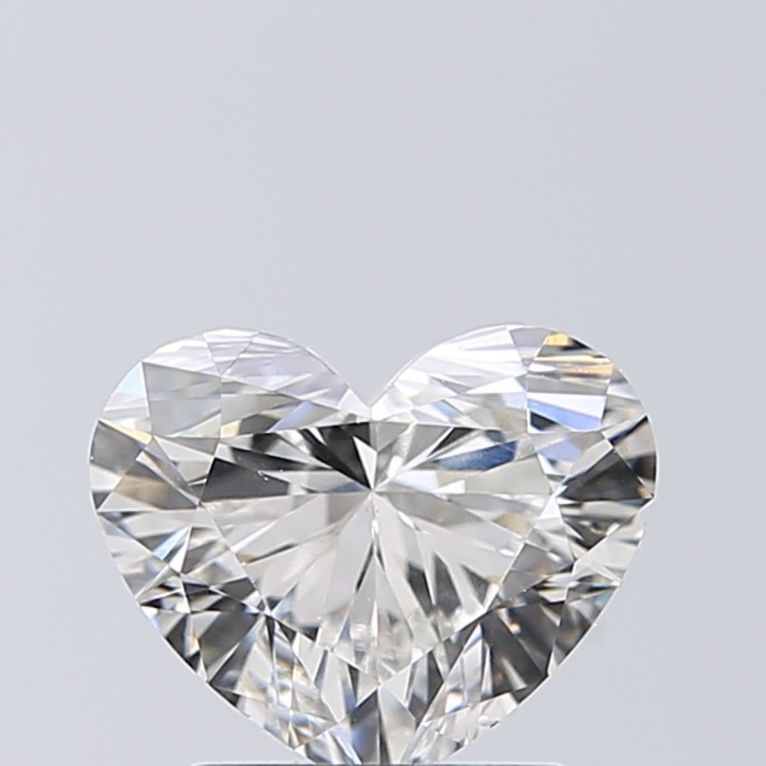 Loose Diamond - HEART 1.51ct F VS1: Loose Diamond - HEART 1.51ct F VS1 Source: This is a real non-mined Diamond that has been grown in a lab Shape: HEART Carats: 1.51 Color: F Clarity: VS1 Certification: IGI The Diamond Depot Guarantee: