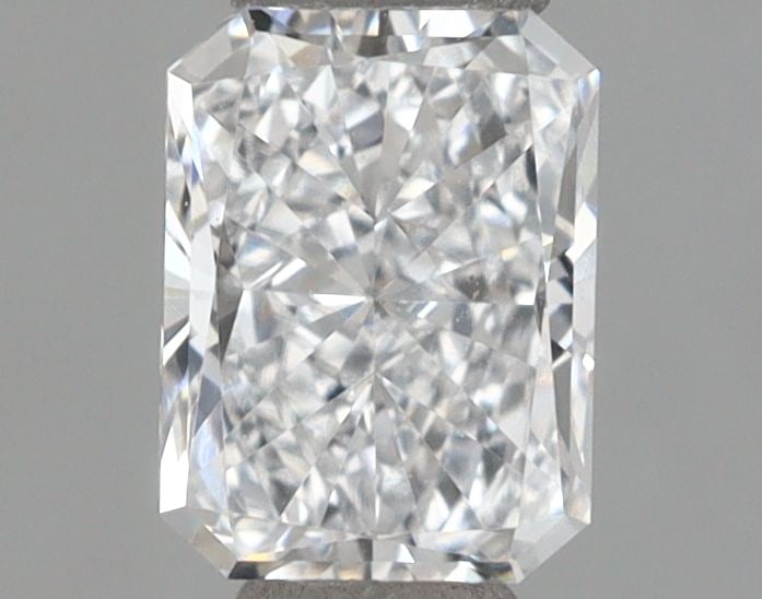 Loose Diamond - RADIANT 0.5ct D VVS1: Loose Diamond - RADIANT 0.5ct D VVS1 Source: This is a real non-mined Diamond that has been grown in a lab Shape: RADIANT Carats: 0.5 Color: D Clarity: VVS1 Certification: IGI Video: