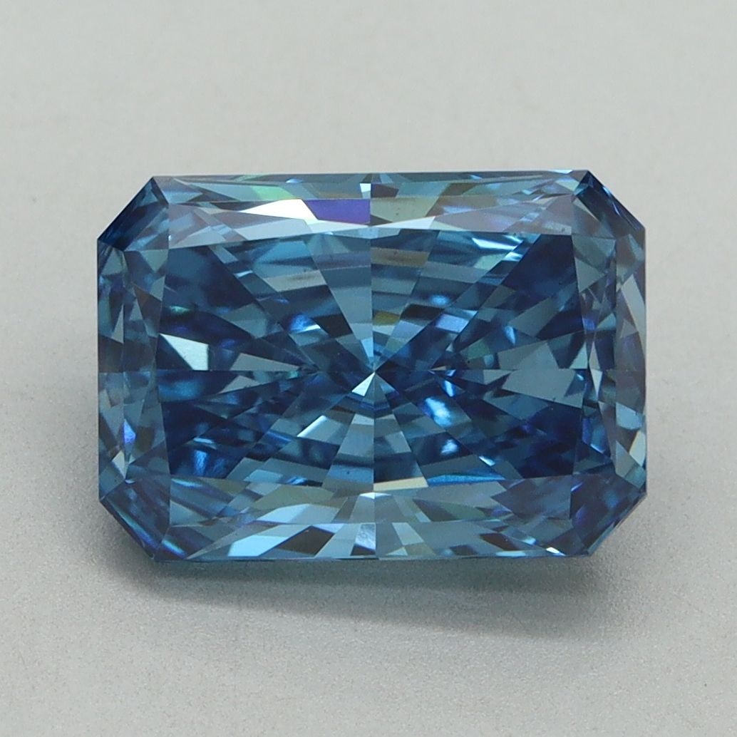 Loose Diamond - RADIANT 3.15ct Fancy Vivid Blue VS2: Loose Diamond - RADIANT 3.15ct Fancy Vivid Blue VS2 Source: This is a real non-mined Diamond that has been grown in a lab Shape: RADIANT Carats: 3.15 Color: Fancy Vivid Blue Certification: IGI Video: