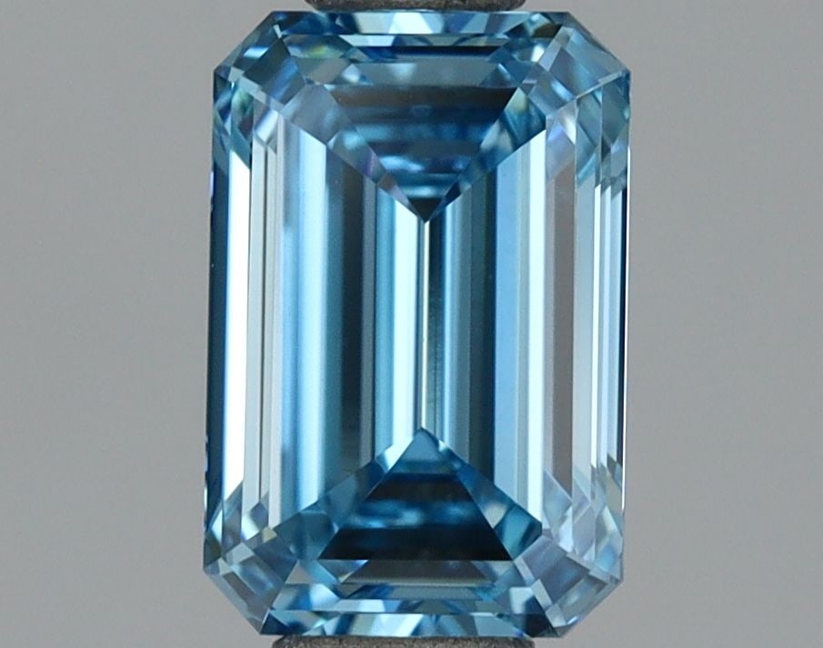 Loose Diamond - EMERALD 1.1ct Fancy Vivid Blue VVS2: Loose Diamond - EMERALD 1.1ct Fancy Vivid Blue VVS2 Source: This is a real non-mined Diamond that has been grown in a lab Shape: EMERALD Carats: 1.1 Color: Fancy Vivid Blue Certification: IGI Video: