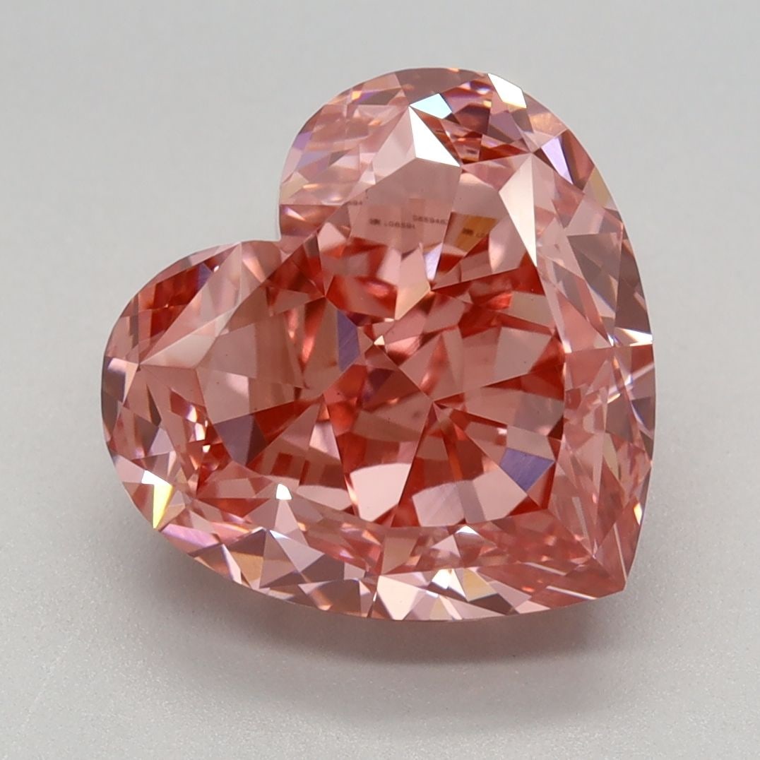 Loose Diamond - HEART 4.26ct Fancy Vivid Pink VVS2: Loose Diamond - HEART 4.26ct Fancy Vivid Pink VVS2 Source: This is a real non-mined Diamond that has been grown in a lab Shape: HEART Carats: 4.26 Color: Fancy Vivid Pink Certification: IGI Video: