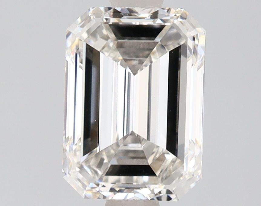 Loose Diamond - EMERALD 1.96ct Fancy Blue VS1: Loose Diamond - EMERALD 1.96ct Fancy Blue VS1 Source: This is a real non-mined Diamond that has been grown in a lab Shape: EMERALD Carats: 1.96 Color: Fancy Blue Certification: IGI Video: