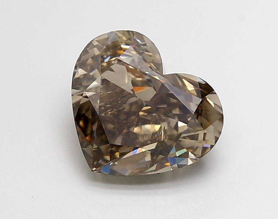 Loose Diamond - HEART 3.35ct Fancy Vivid Black VS1: Loose Diamond - HEART 3.35ct Fancy Vivid Black VS1 Source: This is a real non-mined Diamond that has been grown in a lab Shape: HEART Carats: 3.35 Color: Fancy Vivid Black Certification: NONE Video: