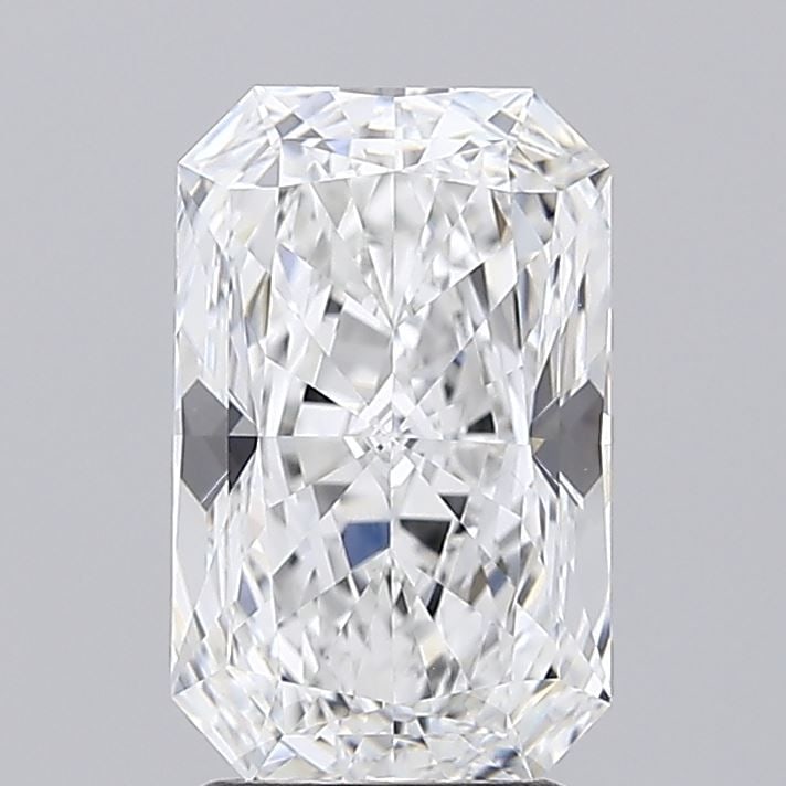 Loose Diamond - RADIANT 3.07ct E VS1: Loose Diamond - RADIANT 3.07ct E VS1 Source: This is a real non-mined Diamond that has been grown in a lab Shape: RADIANT Carats: 3.07 Color: E Clarity: VS1 Certification: IGI Video:
