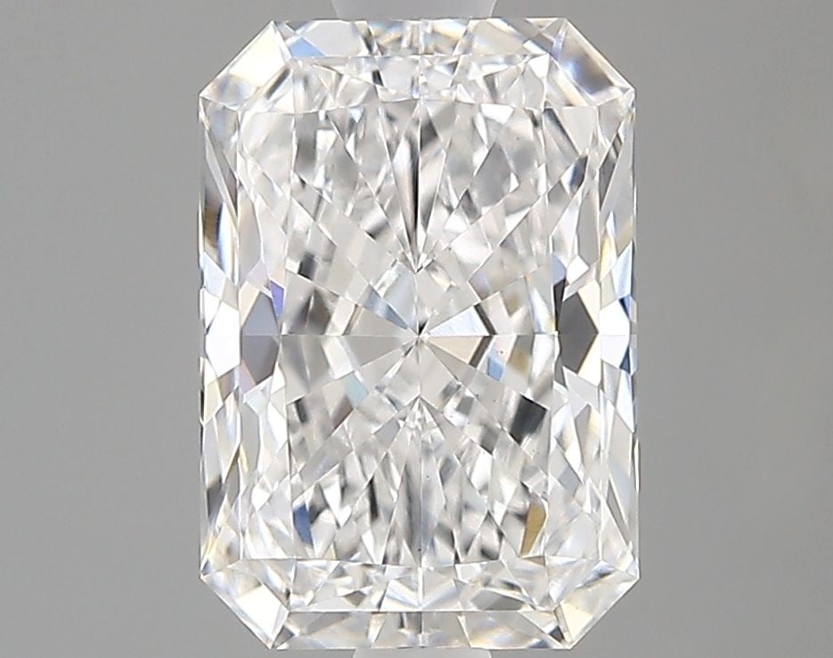 Loose Diamond - RADIANT 1.5ct D VVS2: Loose Diamond - RADIANT 1.5ct D VVS2 Source: This is a real non-mined Diamond that has been grown in a lab Shape: RADIANT Carats: 1.5 Color: D Clarity: VVS2 Certification: IGI Video: