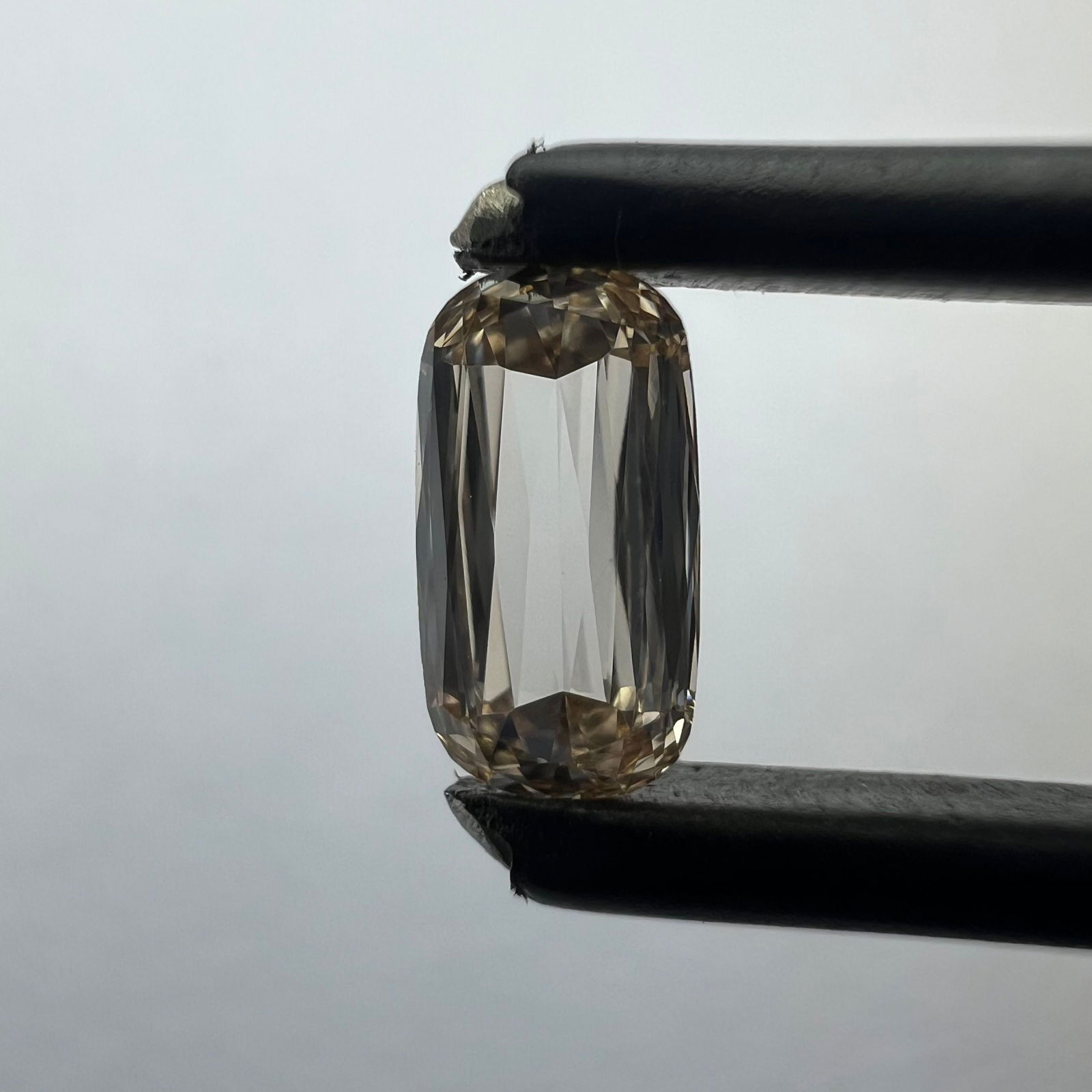 Loose Diamond - CUSHION BRILLIANT 0.35ct Orange VVS2 (1 of 1)