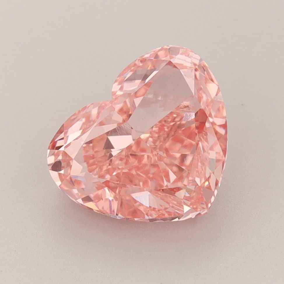 Loose Diamond - HEART 3.05ct Fancy Vivid Pink VS1: Loose Diamond - HEART 3.05ct Fancy Vivid Pink VS1 Source: This is a real non-mined Diamond that has been grown in a lab Shape: HEART Carats: 3.05 Color: Fancy Vivid Pink Certification: IGI Video: