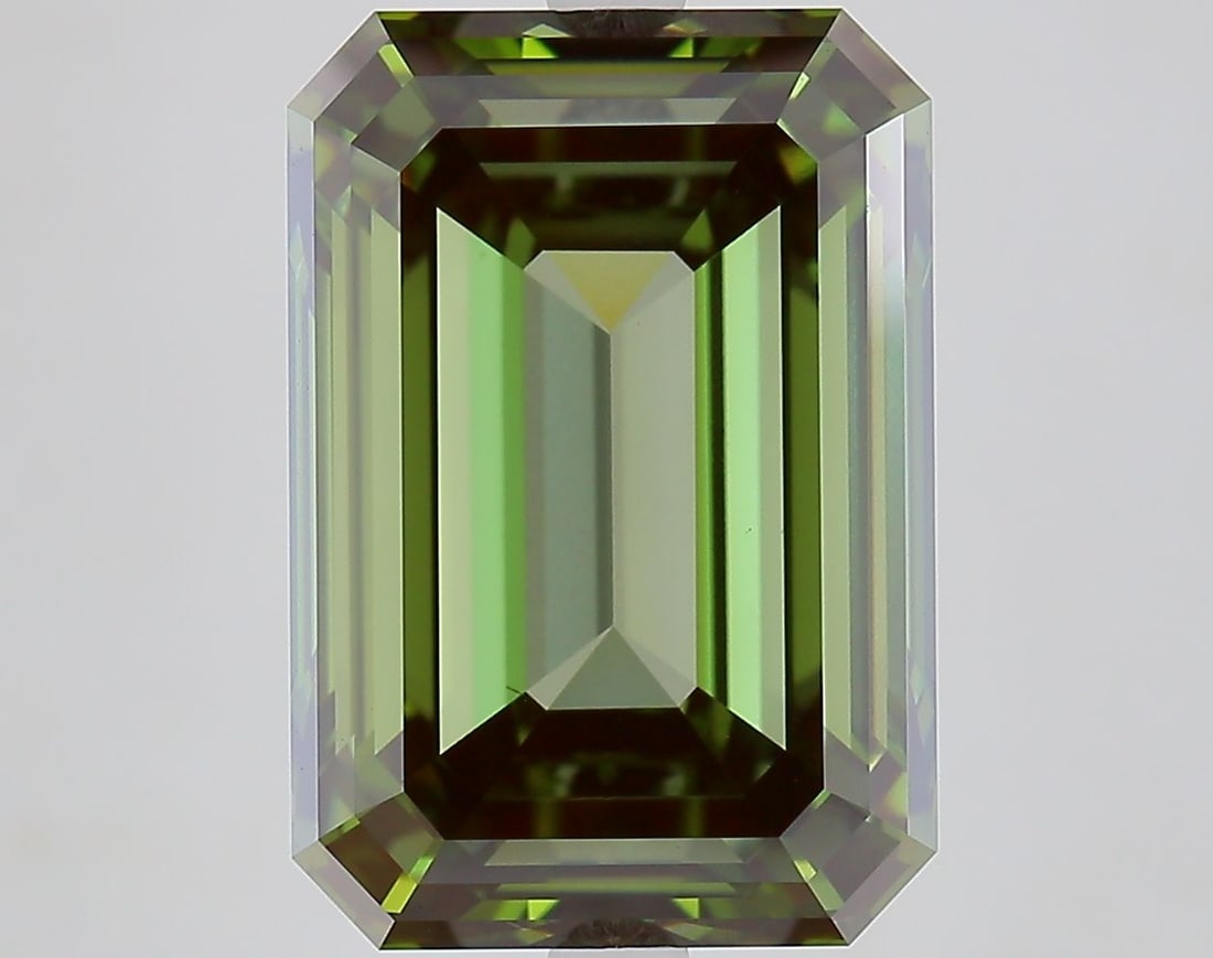 Loose Diamond - EMERALD 10.05ct Fancy Vivid Green VS1: Loose Diamond - EMERALD 10.05ct Fancy Vivid Green VS1 Source: This is a real non-mined Diamond that has been grown in a lab Shape: EMERALD Carats: 10.05 Color: Fancy Vivid Green Certification: IGI Vid