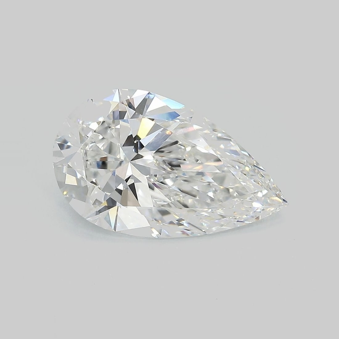 Loose Diamond - PEAR 4.58ct F VVS2: Loose Diamond - PEAR 4.58ct F VVS2 Source: This is a real non-mined Diamond that has been grown in a lab Shape: PEAR Carats: 4.58 Color: F Clarity: VVS2 Certification: IGI Video: