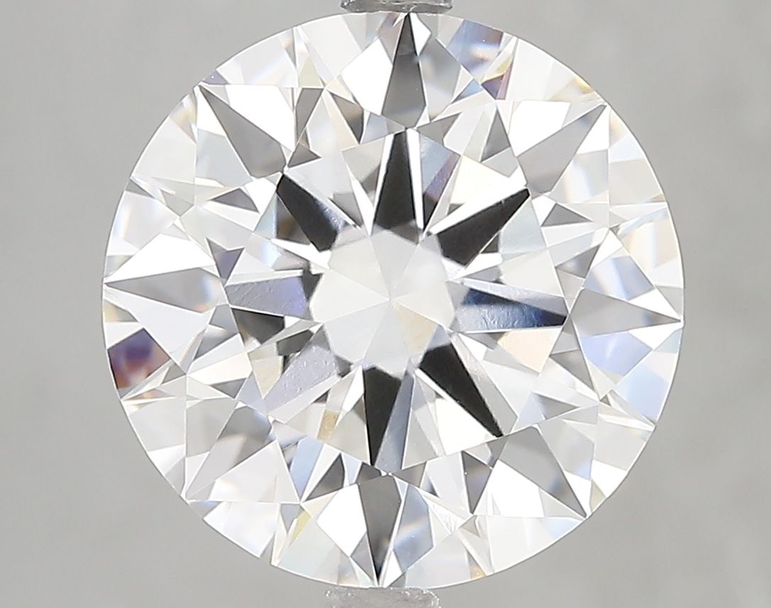 Ideal Loose Diamond - ROUND 5.54ct E VVS1: Ideal Loose Diamond - ROUND 5.54ct E VVS1 Source: This is a real non-mined Diamond that has been grown in a lab Shape: ROUND Carats: 5.54 Color: E Clarity: VVS1 Certification: IGI Video: