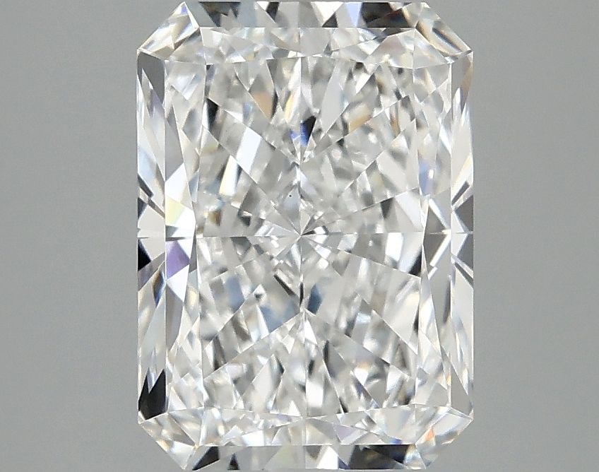 Loose Diamond - RADIANT 2.86ct E VS1: Loose Diamond - RADIANT 2.86ct E VS1 Source: This is a real non-mined Diamond that has been grown in a lab Shape: RADIANT Carats: 2.86 Color: E Clarity: VS1 Certification: IGI Video: