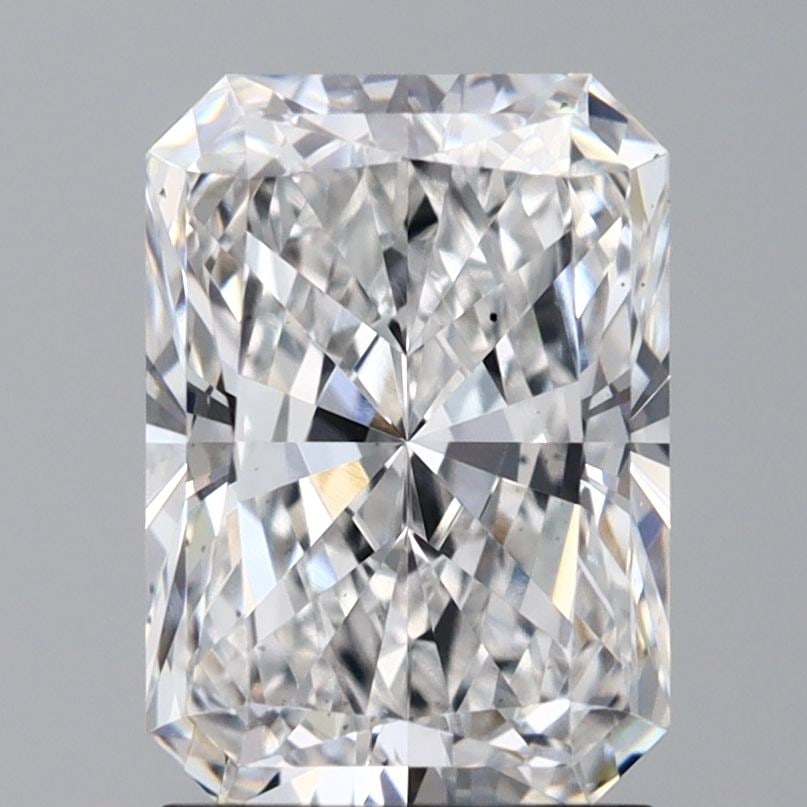 Loose Diamond - RADIANT 2.02ct E VS2: Loose Diamond - RADIANT 2.02ct E VS2 Source: This is a real non-mined Diamond that has been grown in a lab Shape: RADIANT Carats: 2.02 Color: E Clarity: VS2 Certification: IGI Video:
