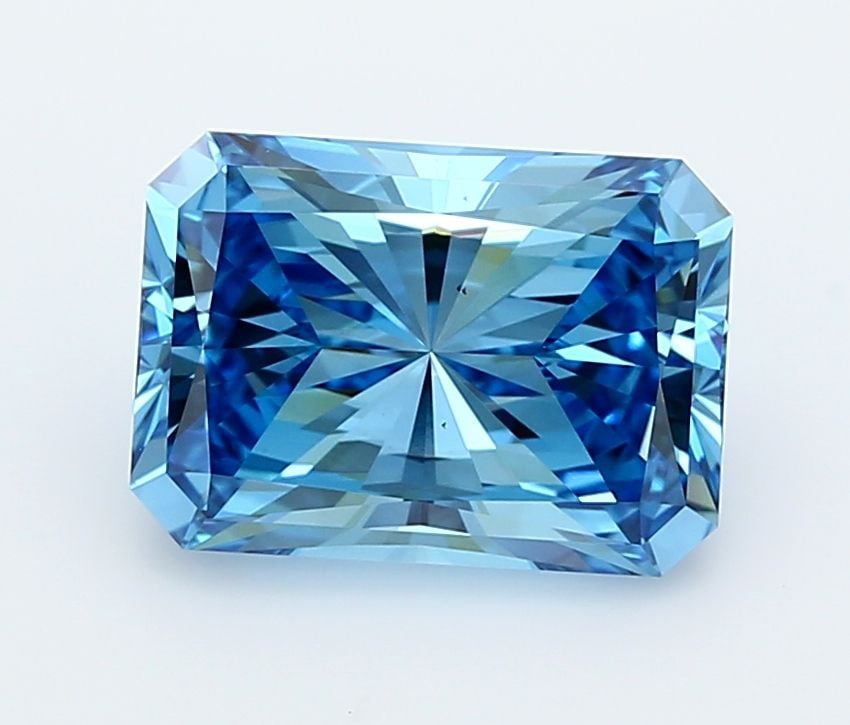 Loose Diamond - RADIANT 3.01ct Fancy Vivid Blue VS1: Loose Diamond - RADIANT 3.01ct Fancy Vivid Blue VS1 Source: This is a real non-mined Diamond that has been grown in a lab Shape: RADIANT Carats: 3.01 Color: Fancy Vivid Blue Certification: IGI Video: