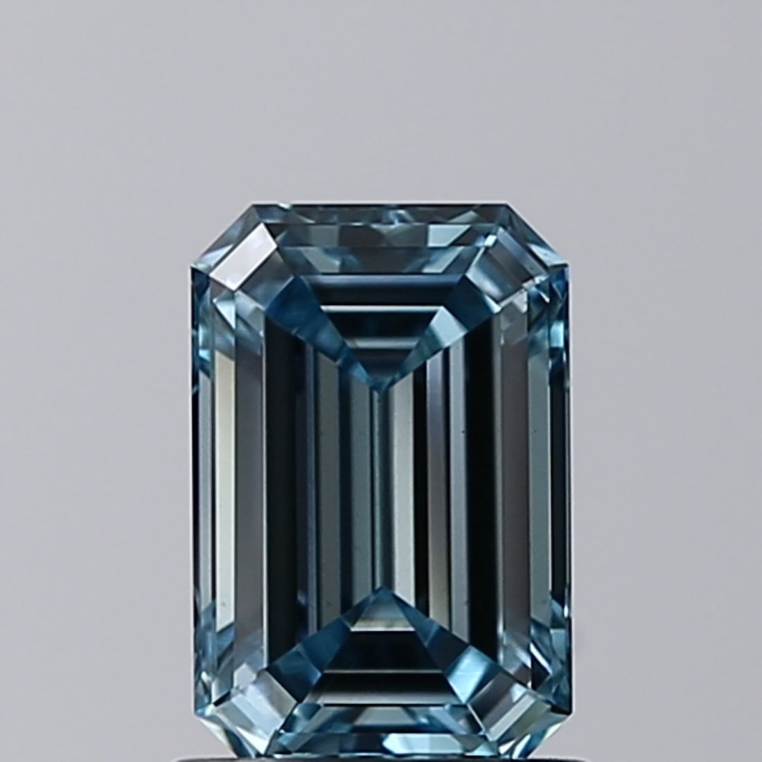 Loose Diamond - EMERALD 1.04ct Fancy Intense Greenish Blue VS1: Loose Diamond - EMERALD 1.04ct Fancy Intense Greenish Blue VS1 Source: This is a real non-mined Diamond that has been grown in a lab Shape: EMERALD Carats: 1.04 Color: Fancy Intense Greenish Blue Cert