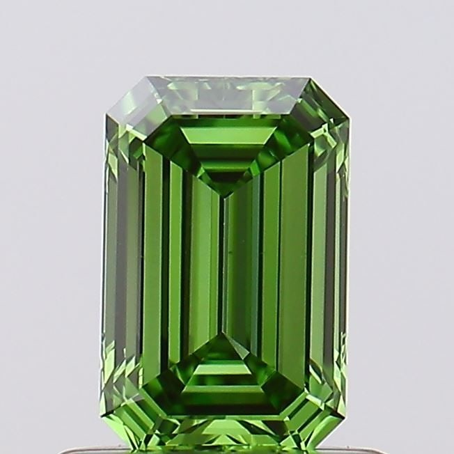 Loose Diamond - EMERALD 0.57ct Fancy Vivid Green VS1: Loose Diamond - EMERALD 0.57ct Fancy Vivid Green VS1 Source: This is a real non-mined Diamond that has been grown in a lab Shape: EMERALD Carats: 0.57 Color: Fancy Vivid Green Certification: NONE Vide
