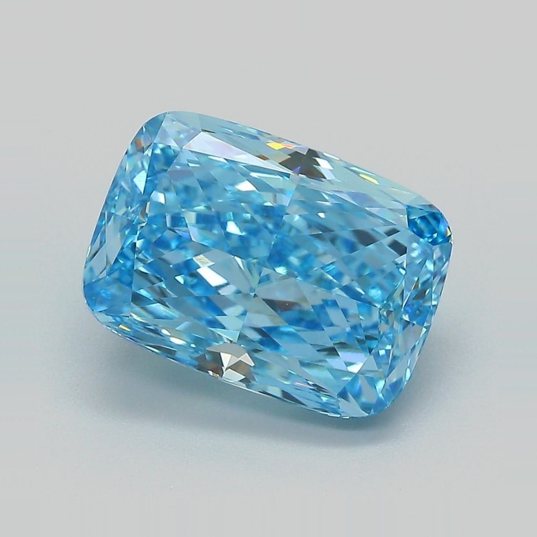 Loose Diamond - CUSHION MODIFIED 5.15ct Fancy Vivid Blue VVS2: Loose Diamond - CUSHION MODIFIED 5.15ct Fancy Vivid Blue VVS2 Source: This is a real non-mined Diamond that has been grown in a lab Shape: CUSHION MODIFIED Carats: 5.15 Color: Fancy Vivid Blue Certifi