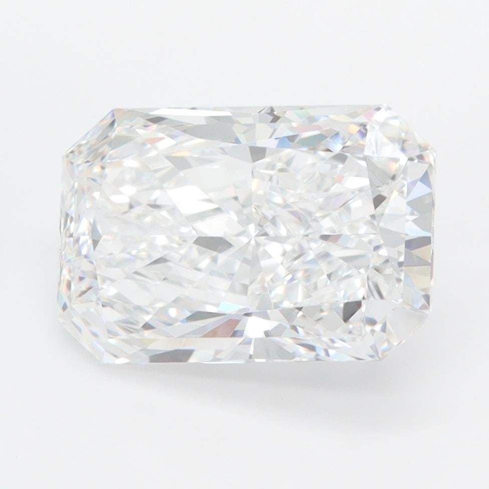 Loose Diamond - RADIANT 3.01ct D IF: Loose Diamond - RADIANT 3.01ct D IF Source: This is a real non-mined Diamond that has been grown in a lab Shape: RADIANT Carats: 3.01 Color: D Clarity: IF Certification: IGI Video: