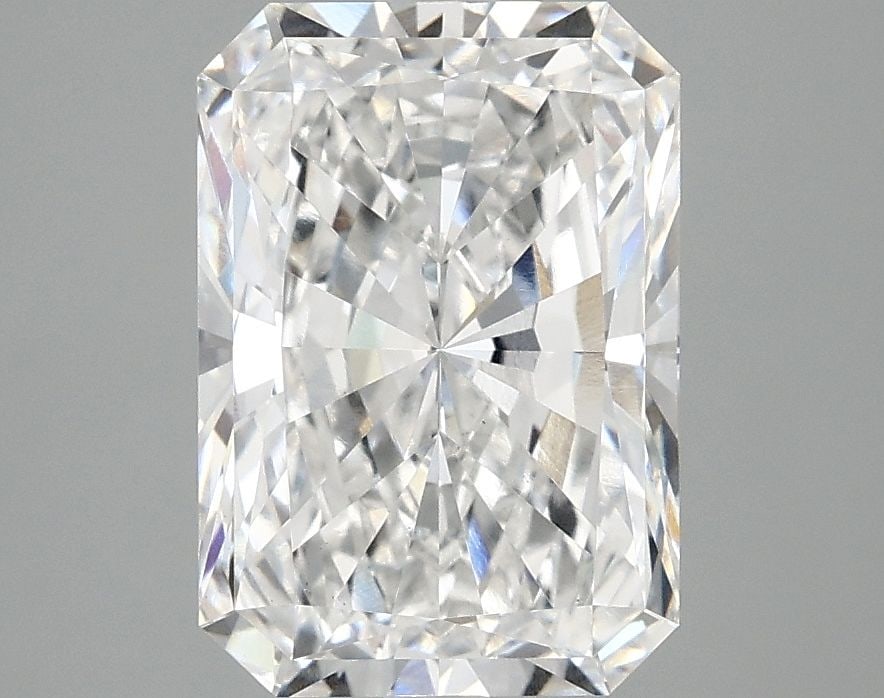 Loose Diamond - RADIANT 3.0ct E VS1: Loose Diamond - RADIANT 3.0ct E VS1 Source: This is a real non-mined Diamond that has been grown in a lab Shape: RADIANT Carats: 3.0 Color: E Clarity: VS1 Certification: IGI Video: Video Link The