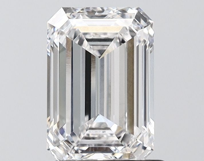 Loose Diamond - EMERALD 1.57ct E IF: Loose Diamond - EMERALD 1.57ct E IF Source: This is a real non-mined Diamond that has been grown in a lab Shape: EMERALD Carats: 1.57 Color: E Clarity: IF Certification: IGI Video:
