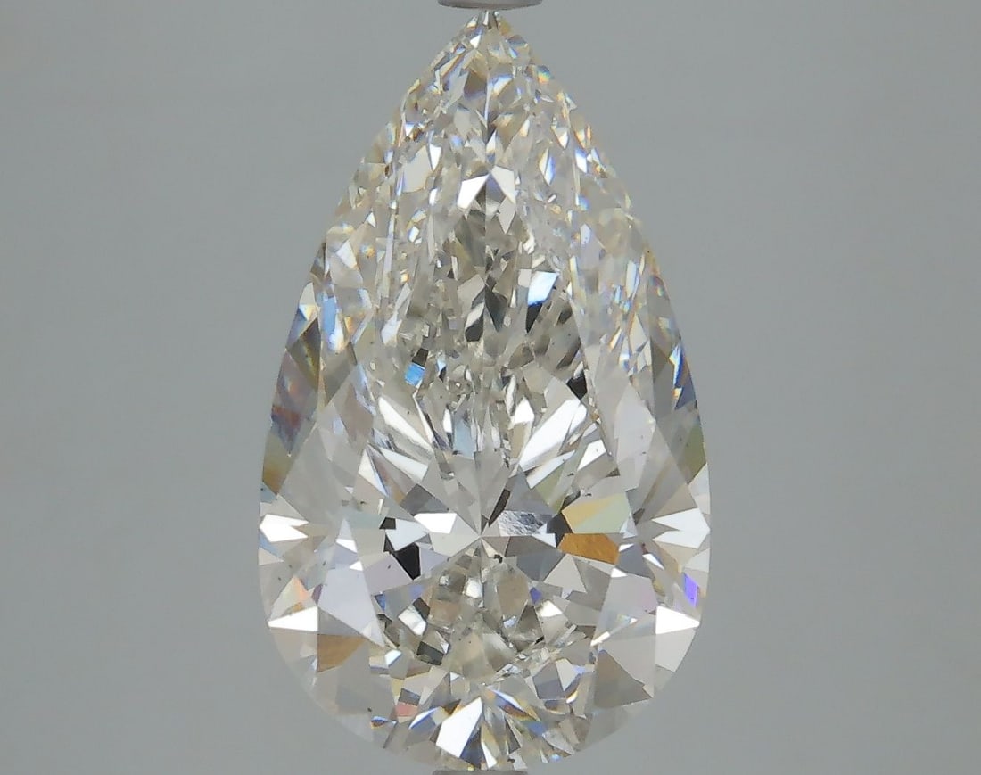 Loose Diamond - PEAR 4.62ct G VS2: Loose Diamond - PEAR 4.62ct G VS2 Source: This is a real non-mined Diamond that has been grown in a lab Shape: PEAR Carats: 4.62 Color: G Clarity: VS2 Certification: IGI Video: Video Link The