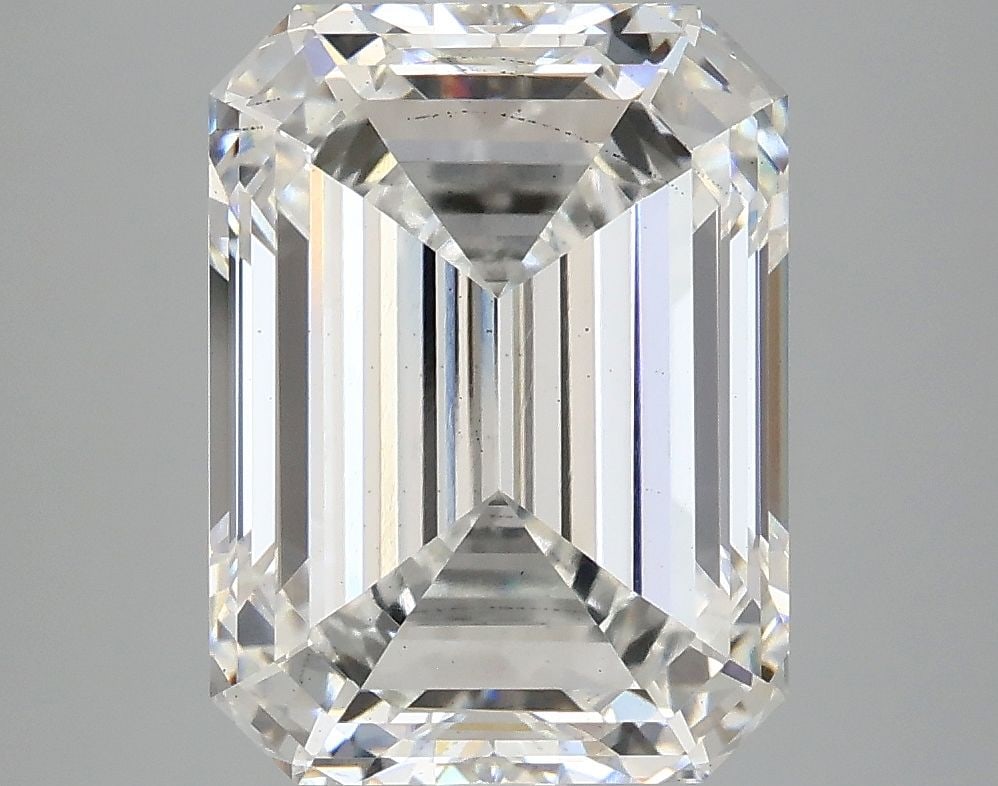 Loose Diamond - EMERALD 5.63ct F VS2: Loose Diamond - EMERALD 5.63ct F VS2 Source: This is a real non-mined Diamond that has been grown in a lab Shape: EMERALD Carats: 5.63 Color: F Clarity: VS2 Certification: IGI Video: