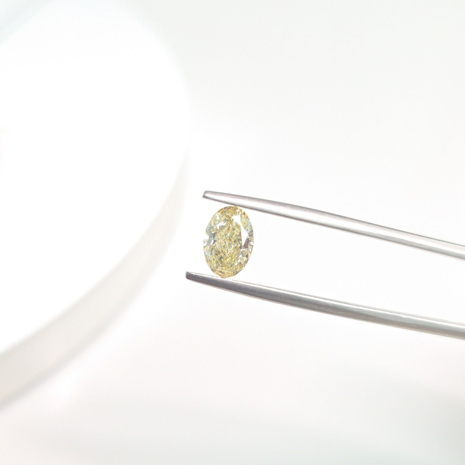 Loose Diamond - OVAL 1.09ct Fancy Light Yellow VS1 (1 of 1)