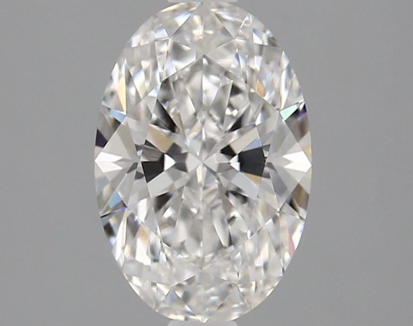 Loose Diamond - OVAL 1.14ct E VVS2: Loose Diamond - OVAL 1.14ct E VVS2 Source: This is a real non-mined Diamond that has been grown in a lab Shape: OVAL Carats: 1.14 Color: E Clarity: VVS2 Certification: IGI Video: Video Link The