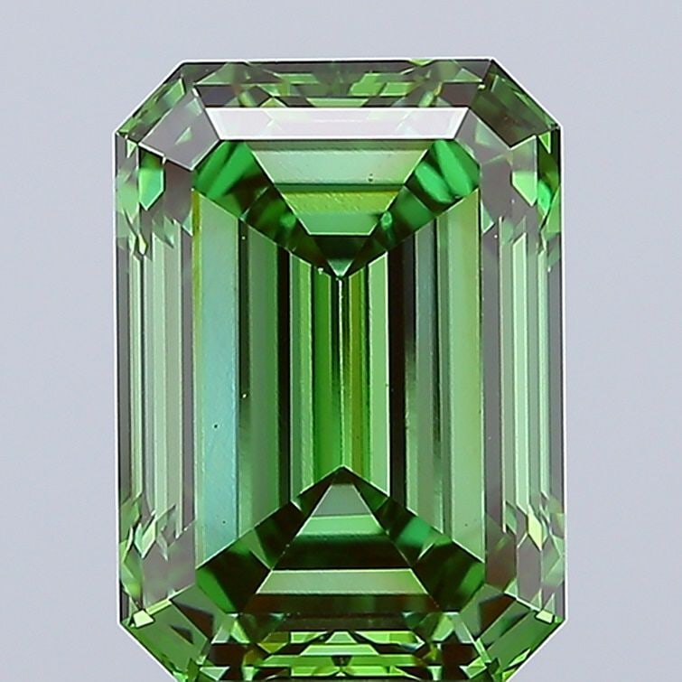Loose Diamond - EMERALD 5.1ct Fancy Vivid Green VS1: Loose Diamond - EMERALD 5.1ct Fancy Vivid Green VS1 Source: This is a real non-mined Diamond that has been grown in a lab Shape: EMERALD Carats: 5.1 Color: Fancy Vivid Green Certification: IGI Video: