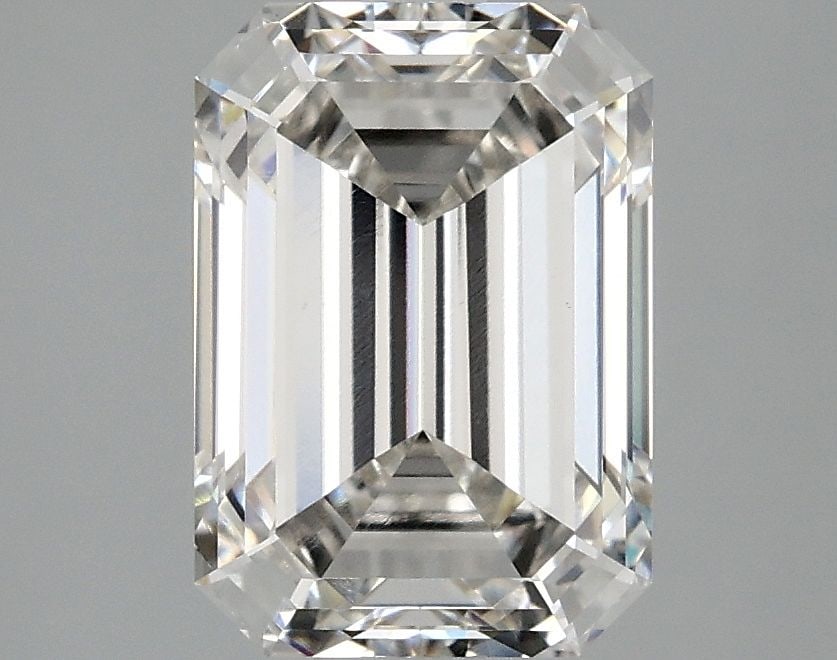 Loose Diamond - EMERALD 3.07ct H VVS2: Loose Diamond - EMERALD 3.07ct H VVS2 Source: This is a real non-mined Diamond that has been grown in a lab Shape: EMERALD Carats: 3.07 Color: H Clarity: VVS2 Certification: IGI Video: