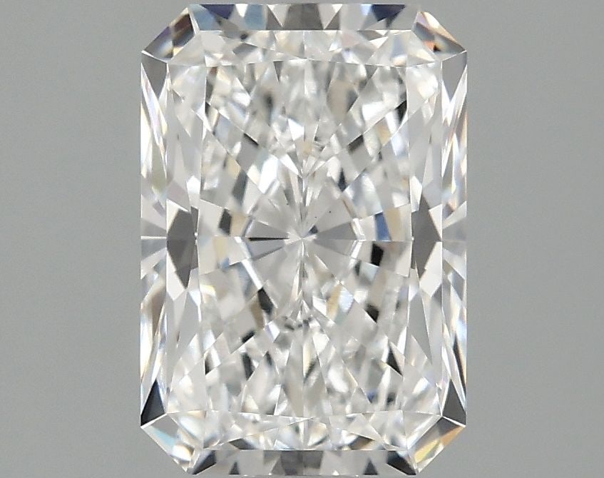 Loose Diamond - RADIANT 1.57ct E VS1: Loose Diamond - RADIANT 1.57ct E VS1 Source: This is a real non-mined Diamond that has been grown in a lab Shape: RADIANT Carats: 1.57 Color: E Clarity: VS1 Certification: IGI Video: Video Link The