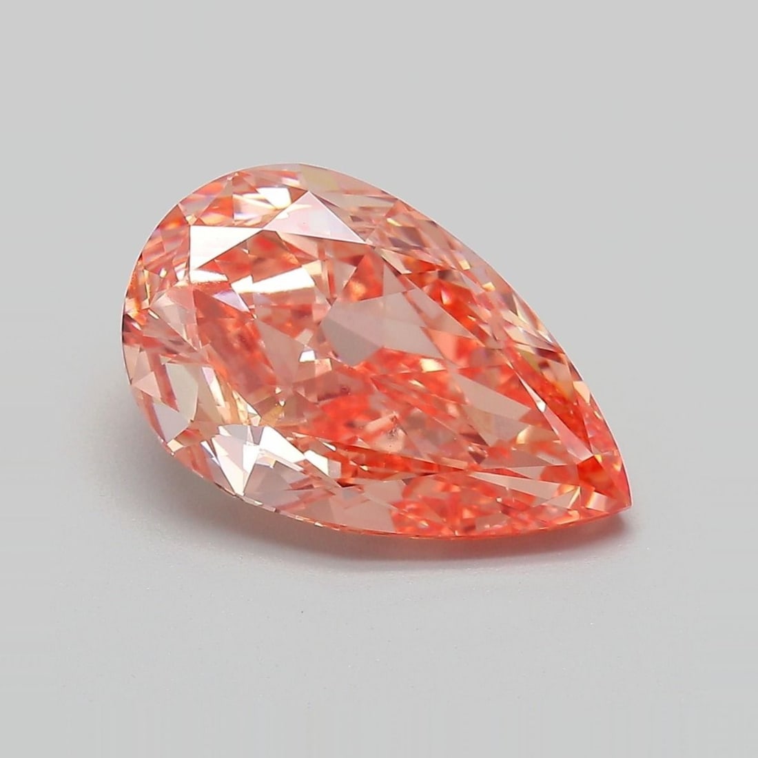 Loose Diamond - PEAR 4.66ct Fancy Vivid Pink VVS2: Loose Diamond - PEAR 4.66ct Fancy Vivid Pink VVS2 Source: This is a real non-mined Diamond that has been grown in a lab Shape: PEAR Carats: 4.66 Color: Fancy Vivid Pink Certification: IGI Video:
