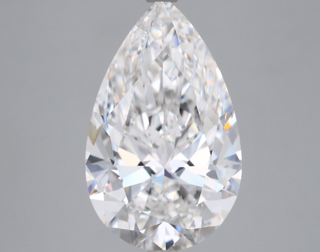 Loose Diamond - PEAR 5.03ct E VS1: Loose Diamond - PEAR 5.03ct E VS1 Source: This is a real non-mined Diamond that has been grown in a lab Shape: PEAR Carats: 5.03 Color: E Clarity: VS1 Certification: IGI Video: