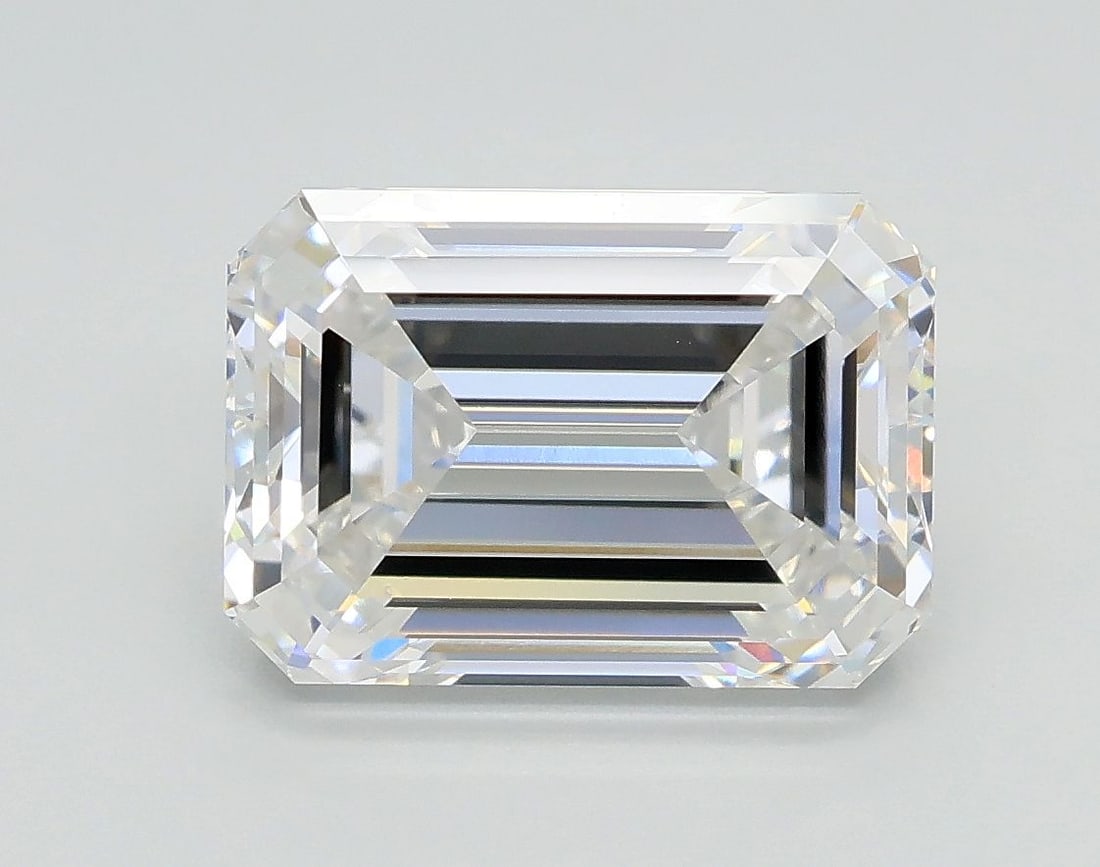 Loose Diamond - EMERALD 3.05ct F VS1: Loose Diamond - EMERALD 3.05ct F VS1 Source: This is a real non-mined Diamond that has been grown in a lab Shape: EMERALD Carats: 3.05 Color: F Clarity: VS1 Certification: GIA Video: