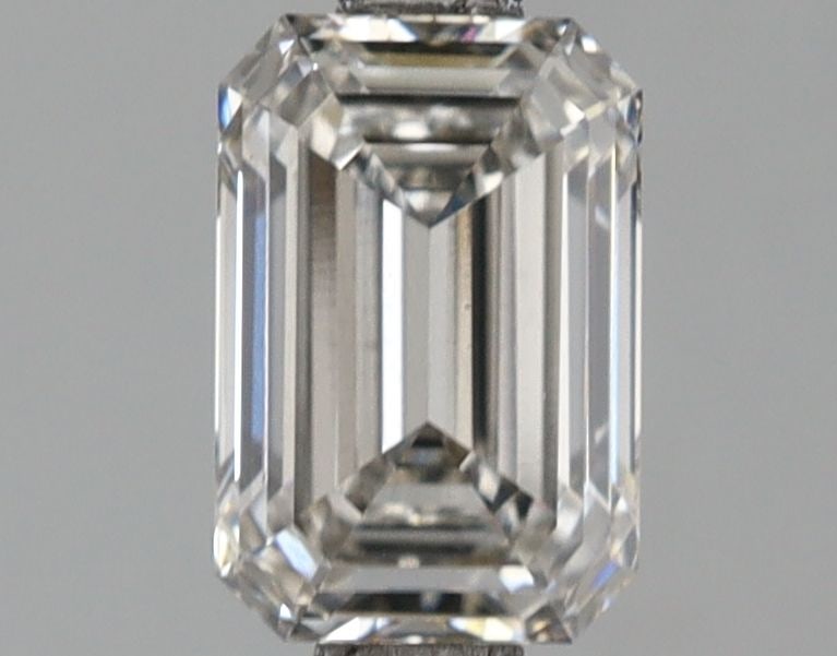 Loose Diamond - EMERALD 1.4ct Fancy Light Gray SI1: Loose Diamond - EMERALD 1.4ct Fancy Light Gray SI1 Source: This is a real non-mined Diamond that has been grown in a lab Shape: EMERALD Carats: 1.4 Color: Fancy Light Gray Certification: NONE Video: