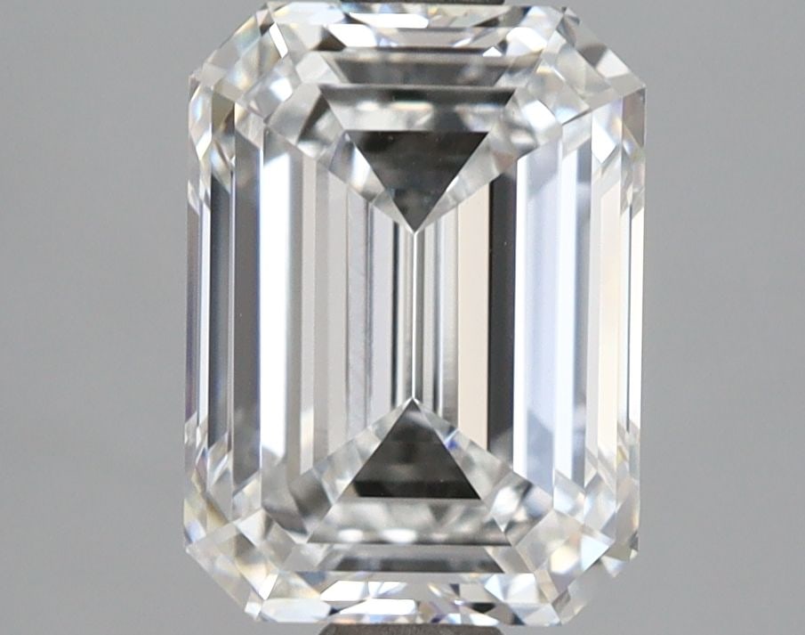 Loose Diamond - EMERALD 3.02ct E VVS1: Loose Diamond - EMERALD 3.02ct E VVS1 Source: This is a real non-mined Diamond that has been grown in a lab Shape: EMERALD Carats: 3.02 Color: E Clarity: VVS1 Certification: IGI Video: