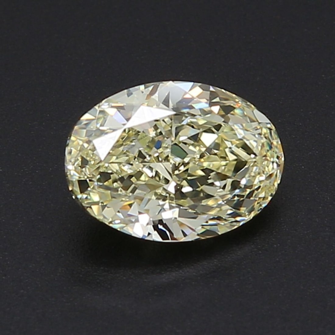 Loose Diamond - OVAL 1.51ct VS2: Loose Diamond - OVAL 1.51ct VS2 Source: Natural Shape: OVAL Carats: 1.51 Color: Clarity: VS2 Certification: GIA Video: