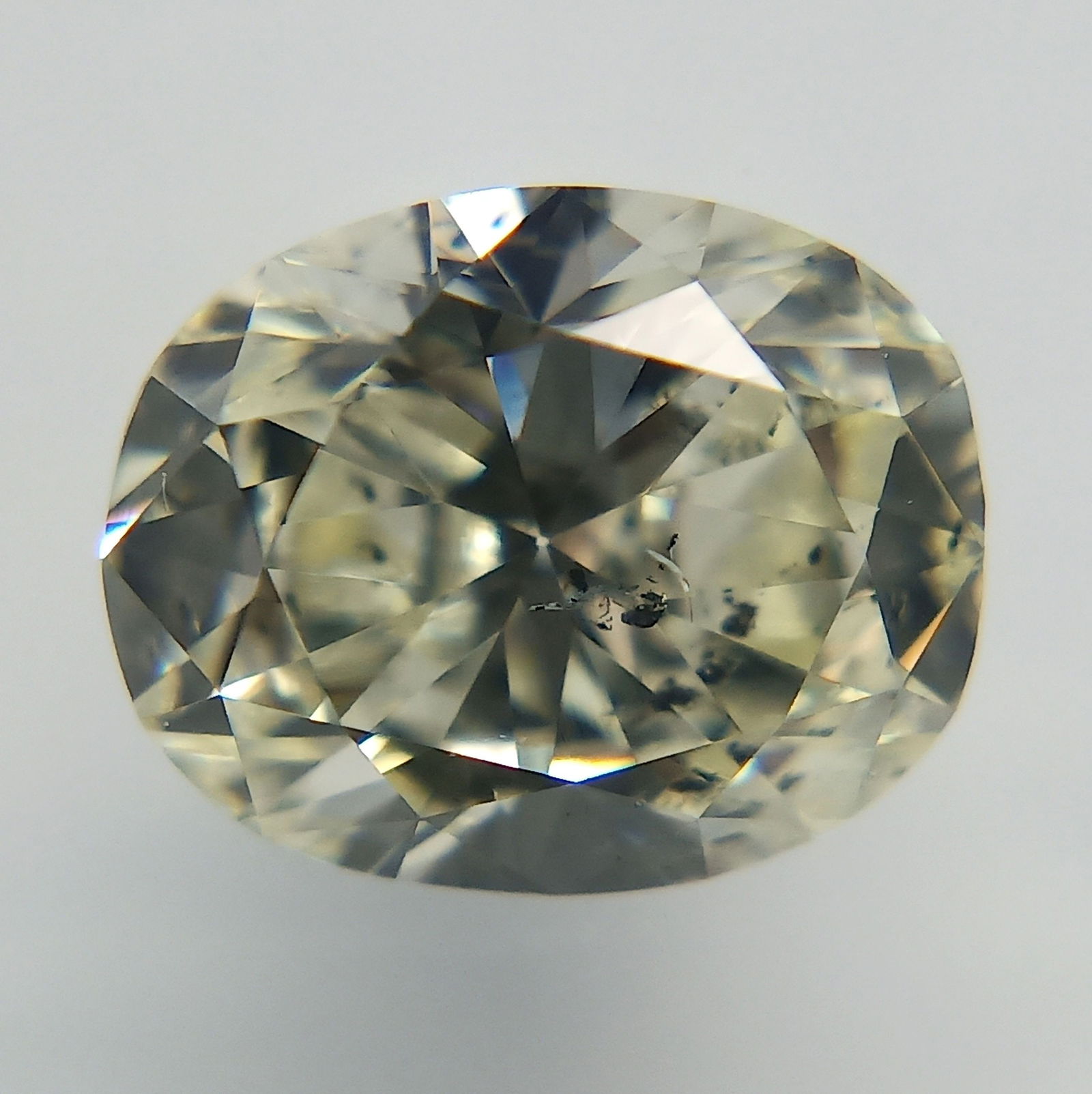Loose Diamond - OVAL 1.0ct L SI2: Loose Diamond - OVAL 1.0ct L SI2 Source: Natural Shape: OVAL Carats: 1.0 Color: L Clarity: SI2 Certification: IGI Video: