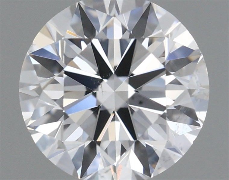 Loose Diamond - ROUND 0.7ct E SI1: Loose Diamond - ROUND 0.7ct E SI1 Source: Natural Shape: ROUND Carats: 0.7 Color: E Clarity: SI1 Certification: GIA Video: Video Link The Diamond Depot Guarantee: All items in this auction are