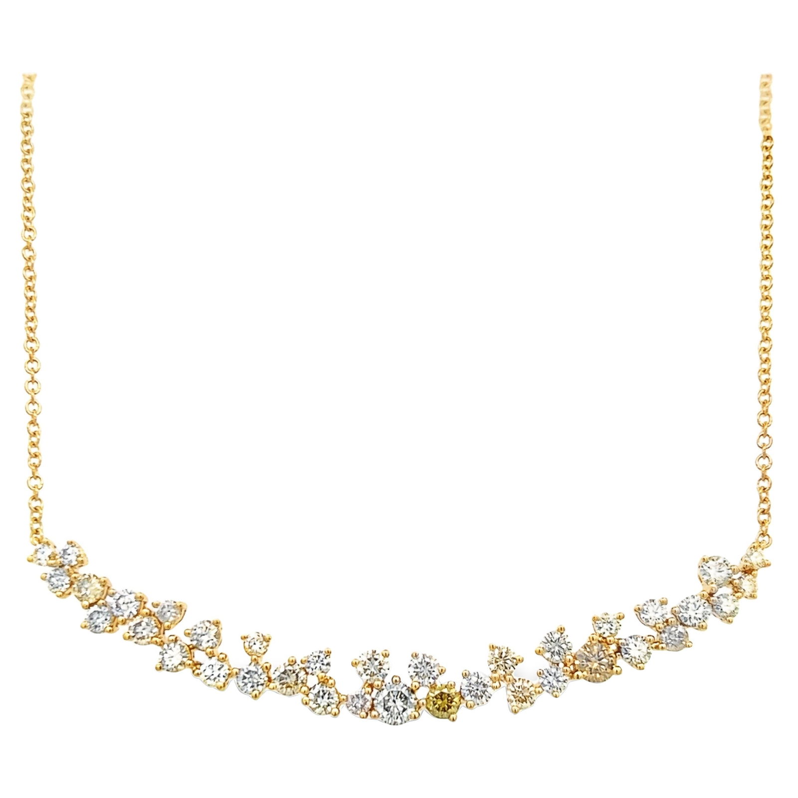 4.25ct Heart Diamond Pendant Necklace 18k Gold: 4.25ct Heart Diamond Pendant Necklace 18k Gold This stunning 4.25-carat white and yellow diamond pendant necklace is crafted from luxurious 18k yellow gold. The centerpiece features a heart-shaped fan